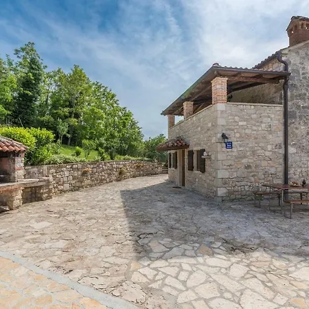 Vikendica Ferienhaus Luan Porec